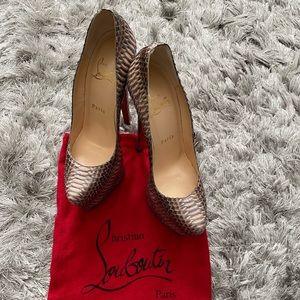 BRAND NEW Christian Louboutin Python Daffodil 160 Platform Pumps SIZE 37